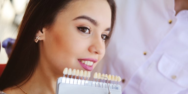 how dental veneers fix common smile imperfections