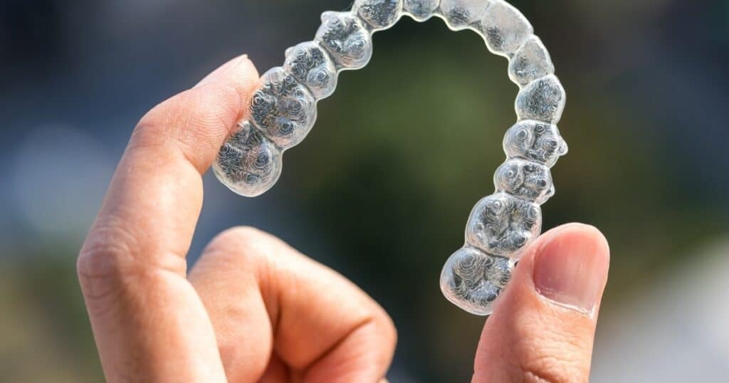 how invisalign transforms crowded smiles